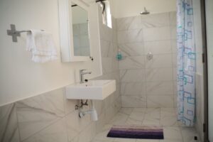 Awali bathroom min