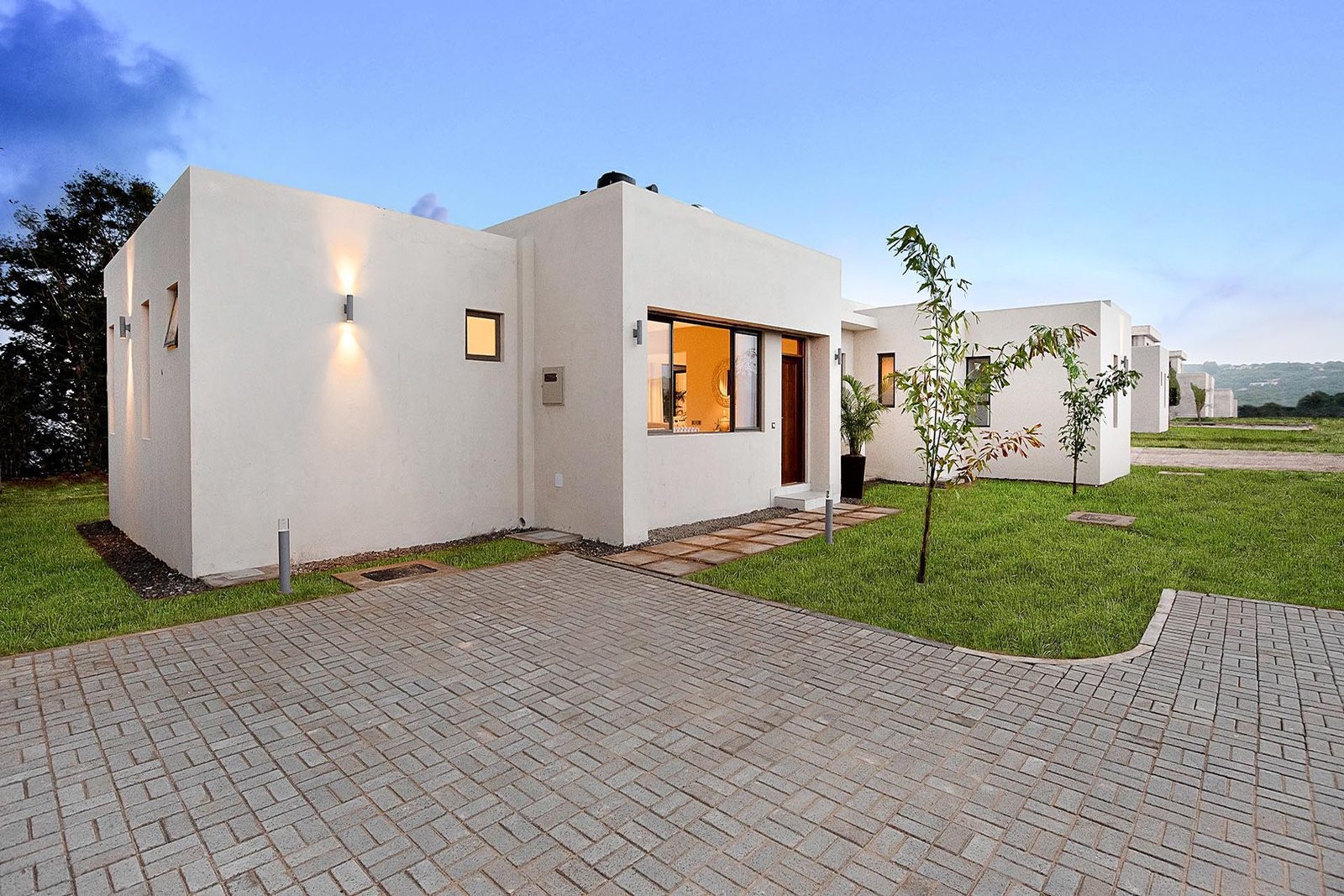 kingswood_bungalow kingswood_bungalow